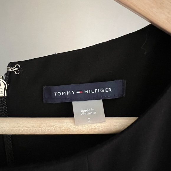 Tommy Hilfiger Black and White dress size 2 - Picture 3 of 3